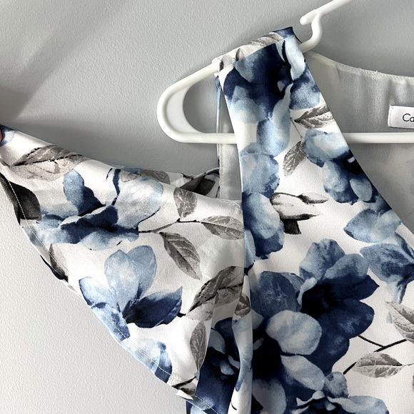 Calvin Klein floral cold-shoulder blouse top - Picture 3 of 4
